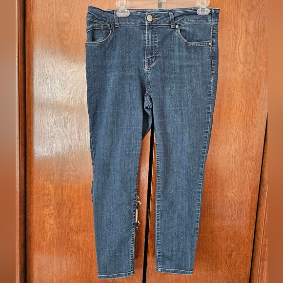 1822 Denim Denim - 1822 'Butter' Denim Dark Wash  Jeans